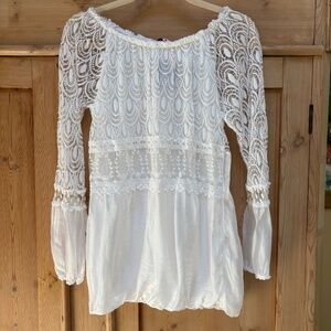 Lola Beautiful Italian Made White Lace Silk Top  NWT Size M